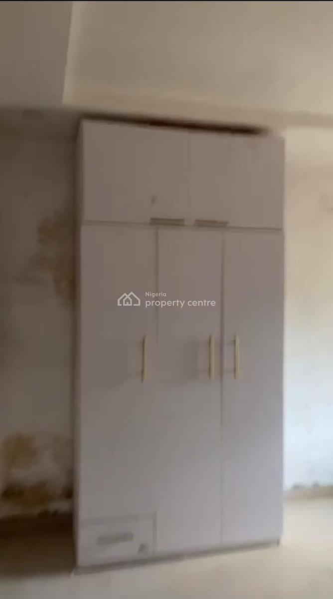 Lovely 2 Bedroom Flat, Adegoke Estate, Off Olufemi Street / Off Masha Road, Surulere, Lagos, Flat / Apartment for Rent