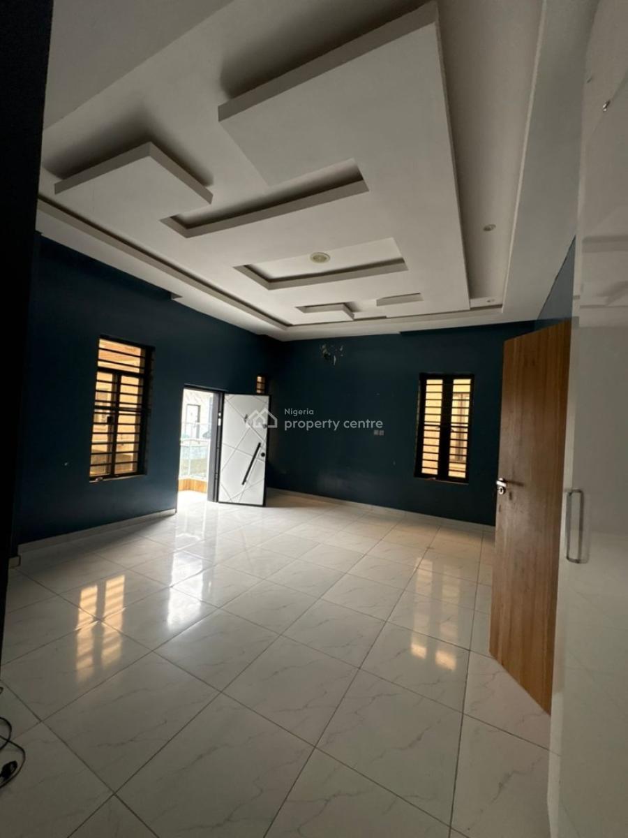 Master Bed(can Come with Kitchen Or Parlor Space Upstairs As a Miniflat), Ikota Villa, Ikota, Lekki, Lagos, Self Contain (single Rooms) for Rent