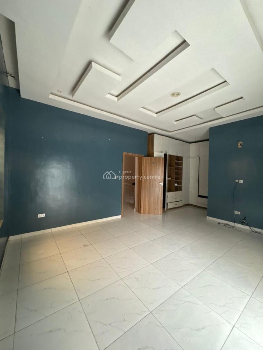 Master Bed(can Come with Kitchen Or Parlor Space Upstairs As a Miniflat), Ikota Villa, Ikota, Lekki, Lagos, Self Contain (single Rooms) for Rent