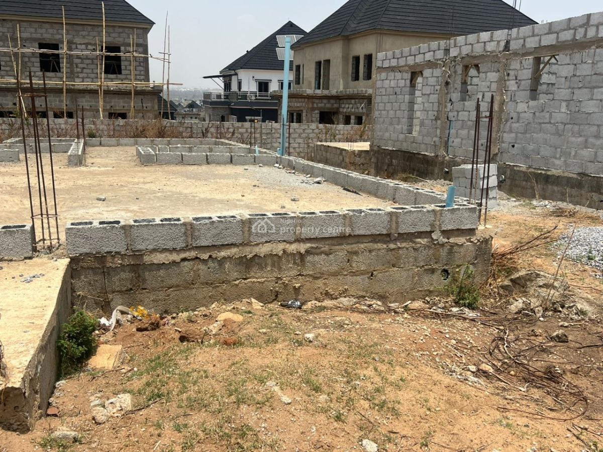 Well Built Dpc on 600sqm Plot, Behind Dunamis Glory Dome, Lugbe District, Abuja, Residential Land for Sale