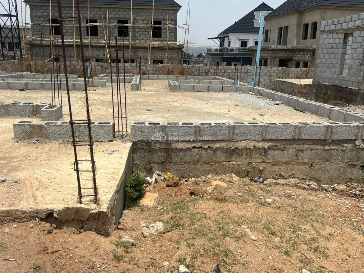 Well Built Dpc on 600sqm Plot, Behind Dunamis Glory Dome, Lugbe District, Abuja, Residential Land for Sale