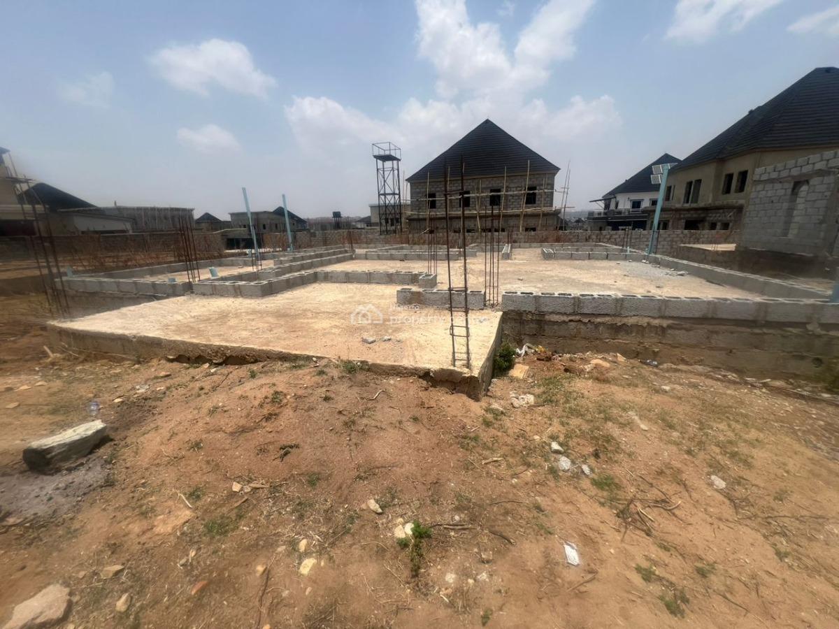 Well Built Dpc on 600sqm Plot, Behind Dunamis Glory Dome, Lugbe District, Abuja, Residential Land for Sale