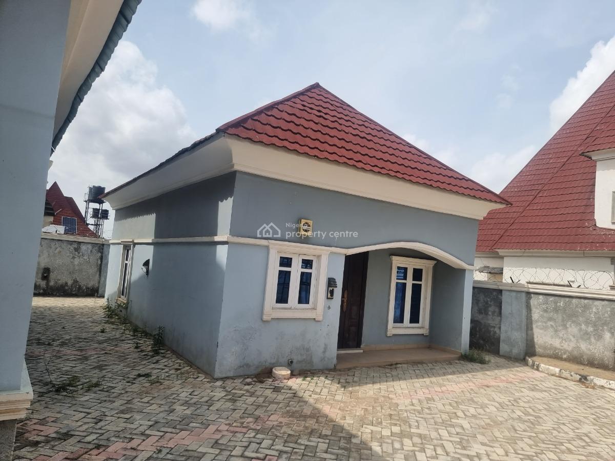 Luxury 4 Bedroom Penthouse with Bq and Security House, Estate Along Von Road, Lugbe District, Abuja, Detached Duplex for Sale