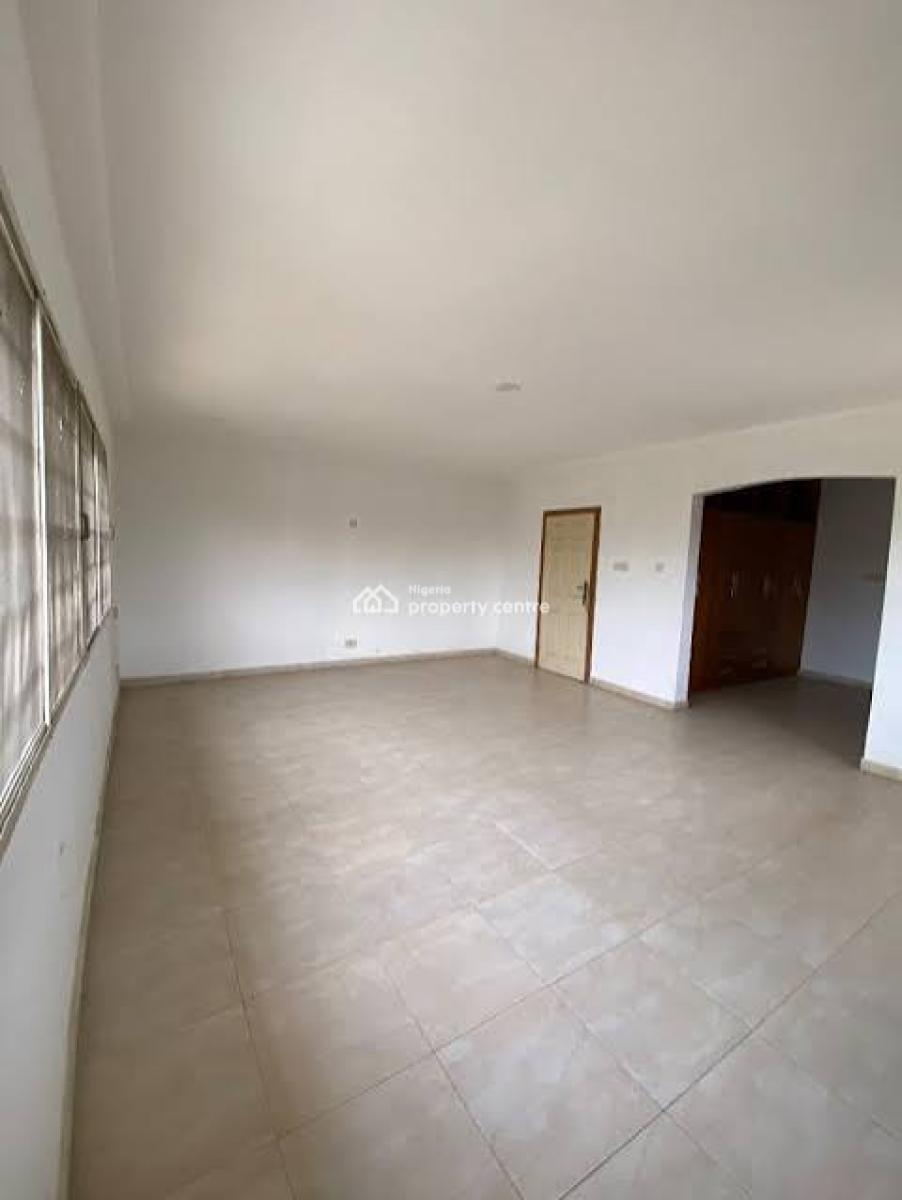 Spacious Distress 6bedroom Duplex, Cooperate Villa Estate, Badore, Ajah, Lagos, Detached Duplex for Rent