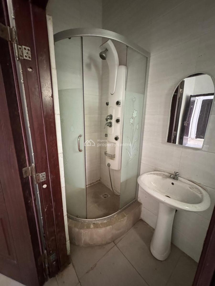 Spacious Mini Flat Downstairs Available Chevron, Chevron Bera Estates, Lekki, Lagos, Mini Flat (room and Parlour) for Rent