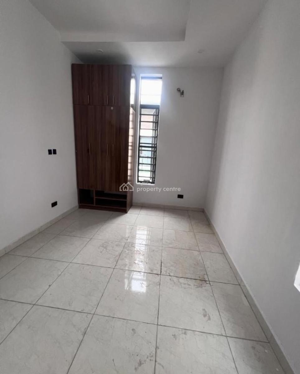 4bedroom Semi Detached, Ikota, Lekki, Lagos, Semi-detached Duplex for Sale