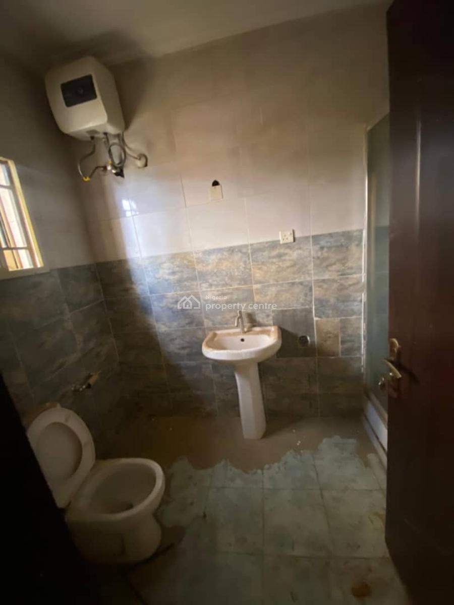 Excellent Spacious 4 Bedroom Duplex with Bq, Utako, Abuja, Semi-detached Duplex for Rent