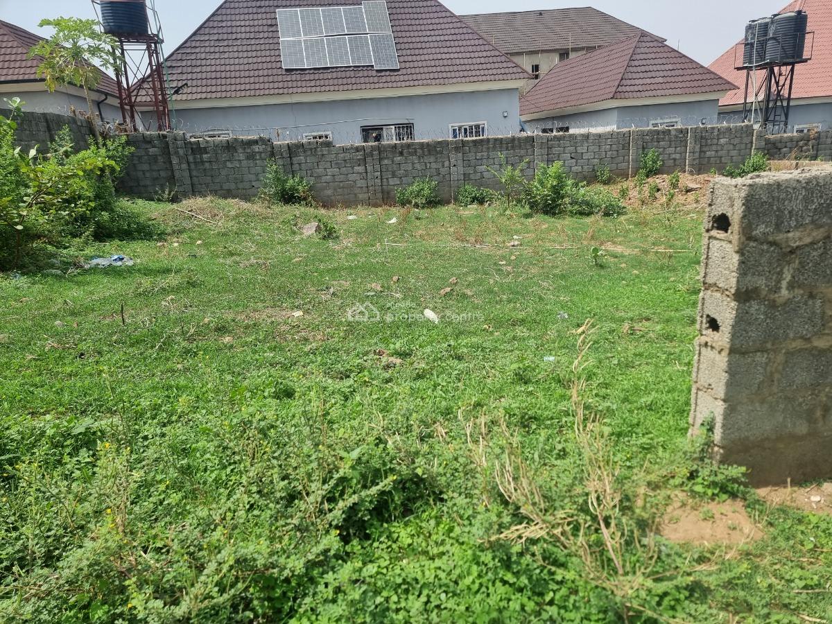 Bungalow Plot Fenced with Borehole and Soakaway, Off Von Road Lugbe, Lugbe District, Abuja, Residential Land for Sale