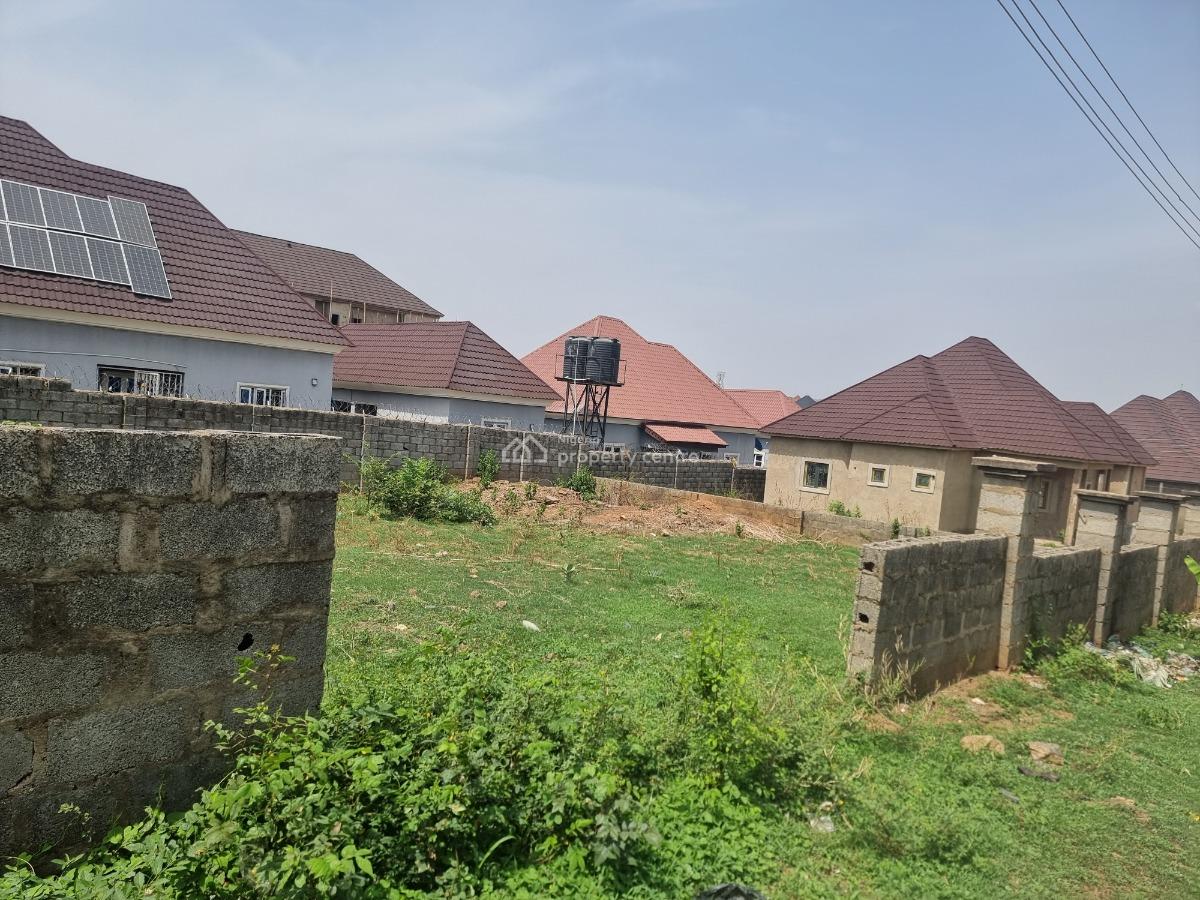 Bungalow Plot Fenced with Borehole and Soakaway, Off Von Road Lugbe, Lugbe District, Abuja, Residential Land for Sale