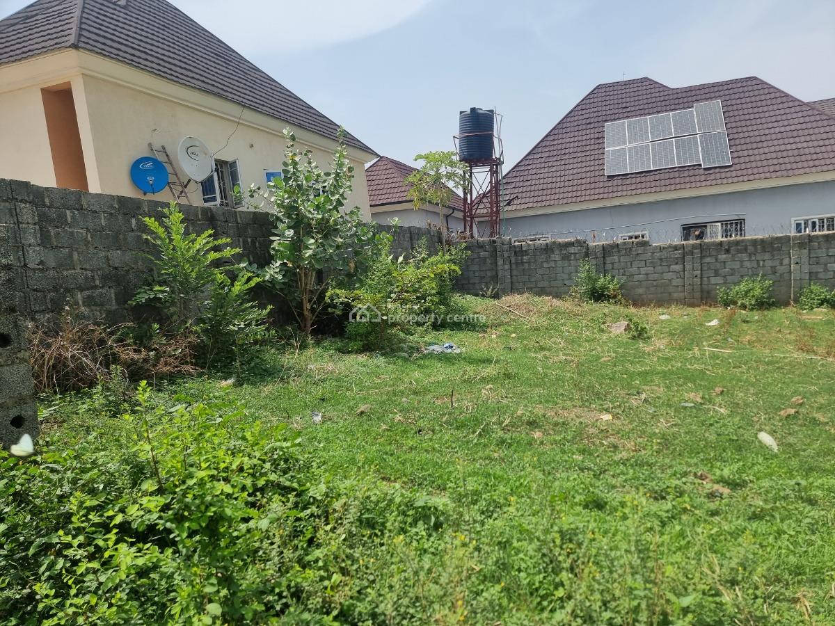 Bungalow Plot Fenced with Borehole and Soakaway, Off Von Road Lugbe, Lugbe District, Abuja, Residential Land for Sale