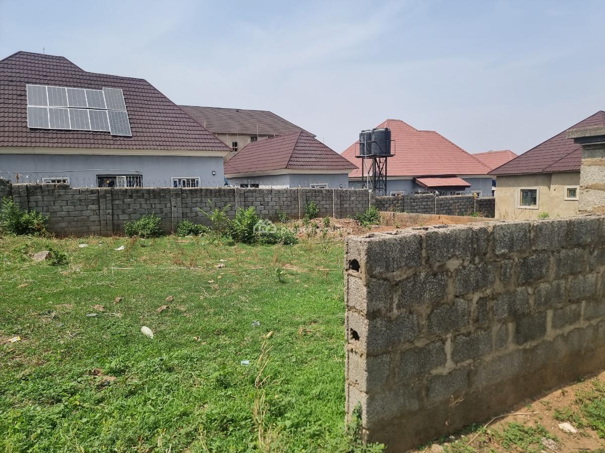 Bungalow Plot Fenced with Borehole and Soakaway, Off Von Road Lugbe, Lugbe District, Abuja, Residential Land for Sale