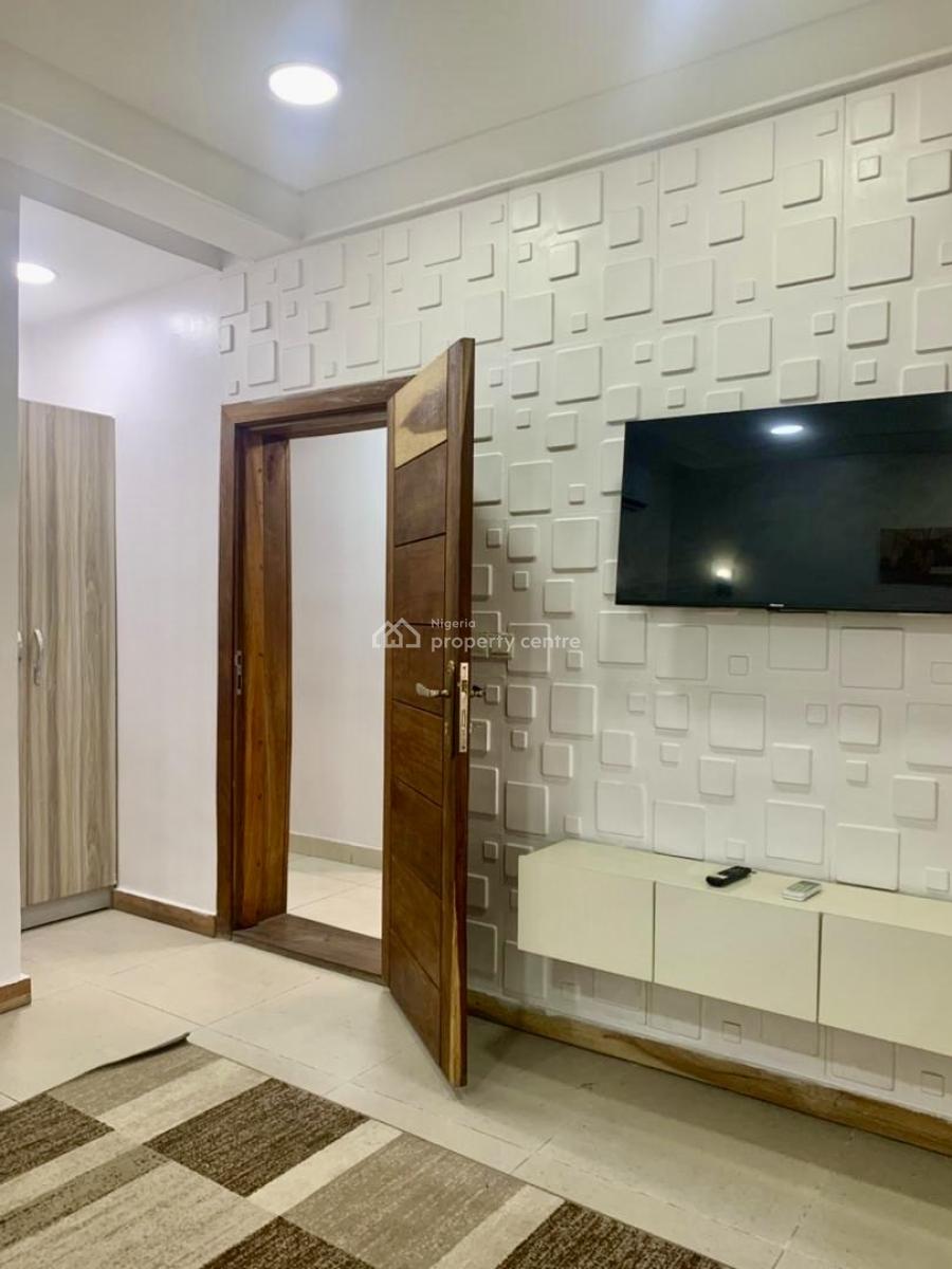 Slashed Now: with Or Without Furniture: Luxury Lifestyle in Lekki, Call and Enter Estate, Lekki Phase 1, Lekki, Lagos, Mini Flat (room and Parlour) for Rent
