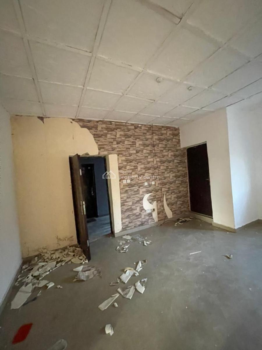 8 Units of 3 Bedrooms Flats of Exceptional Income Generating Property, Olokonla, Ajah, Lagos, Flat / Apartment for Rent