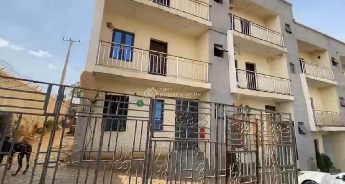 Distress 4 Bedroom Terrace Duplex, By Cosgrove, Katampe, Abuja, Terraced Duplex for Sale