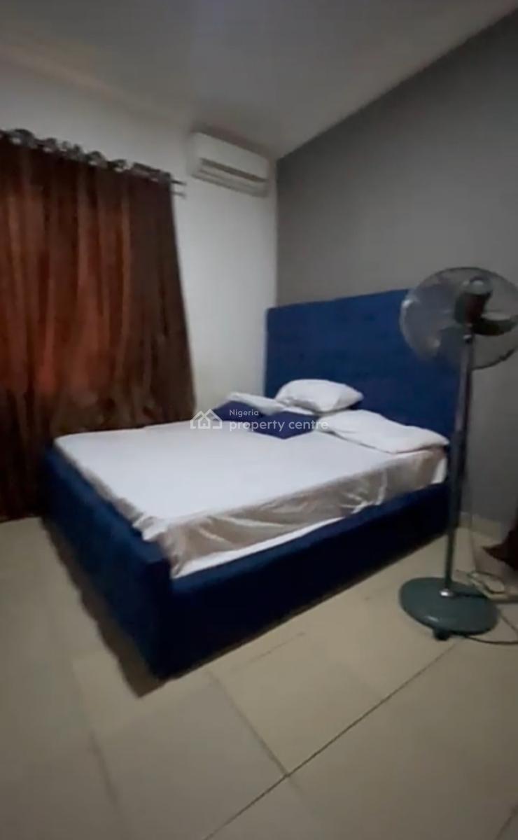 Furnished and Spacious Bedroom Inside a Shared Apartment { Video}, Near Northwest Filling Station, Ikota, Lekki, Lagos, Self Contain (single Rooms) for Rent