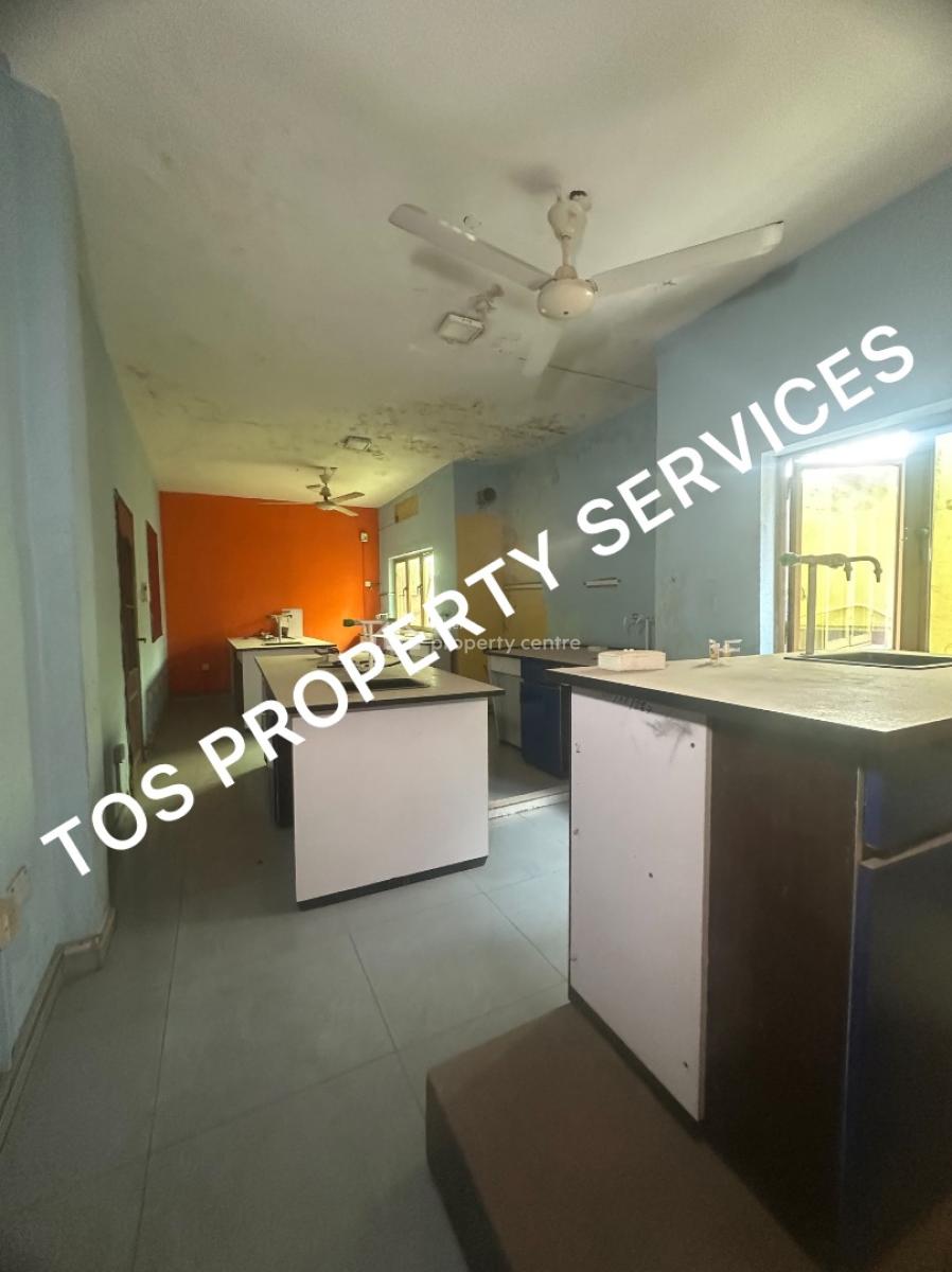 5 Storey Building Commercial Building, By Herbert Macaulay Way, Yaba, Lagos, Alagomeji, Yaba, Lagos, Office Space for Rent