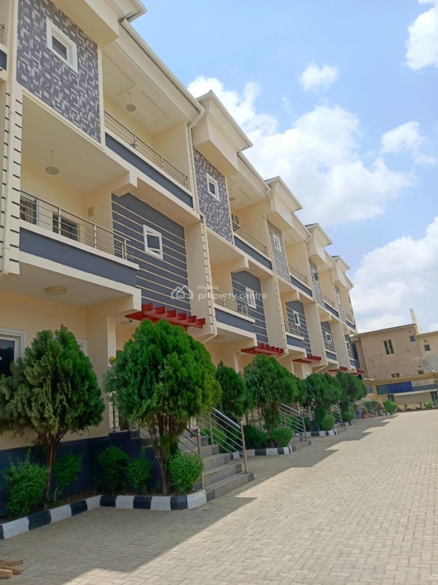Spacious Furnished and Serviced 4 Bedroom Terrace Duplex with a Bq, Guzape District, Abuja, Flat / Apartment for Rent