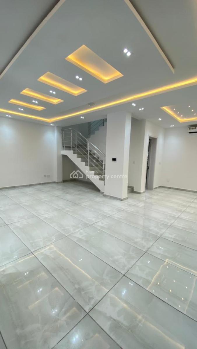 Beautifully Built 4 Bedroom Terrance with a Pool, Gym , Bq, Victoria Island (vi), Lagos, Terraced Duplex for Sale