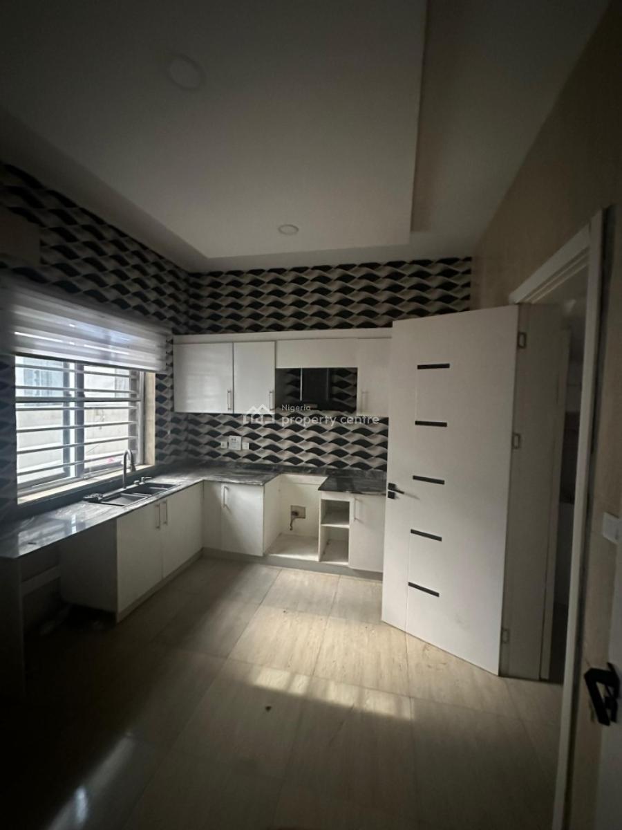 Spacious 4 Bedroom Terrace Duplex, Orchid Road, Lekki, Lagos, Terraced Duplex for Rent