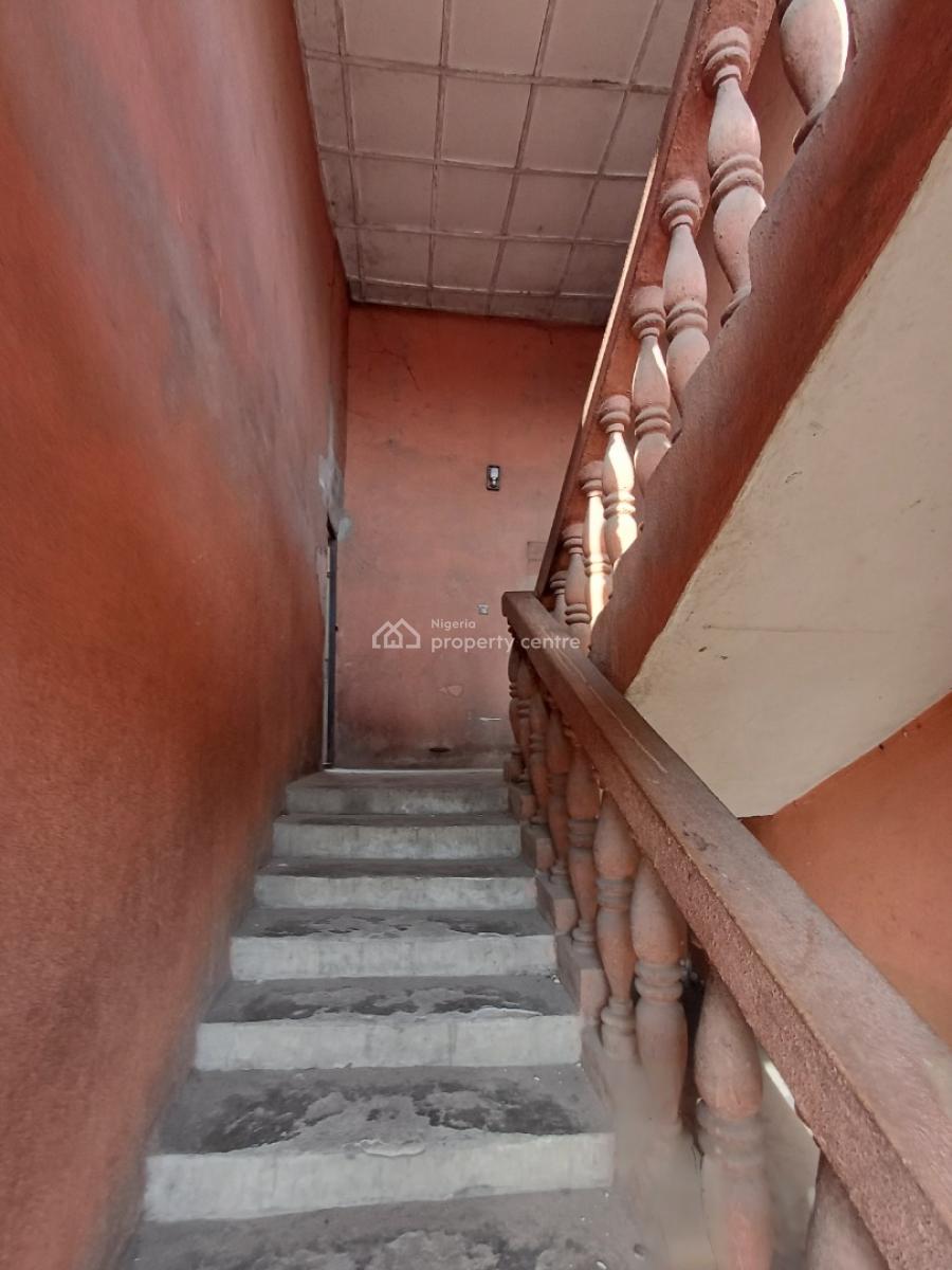 Multi-unit Investment Property, Iriebe , Off Aba Road, Port Harcourt, Rivers, Plaza / Complex / Mall for Sale