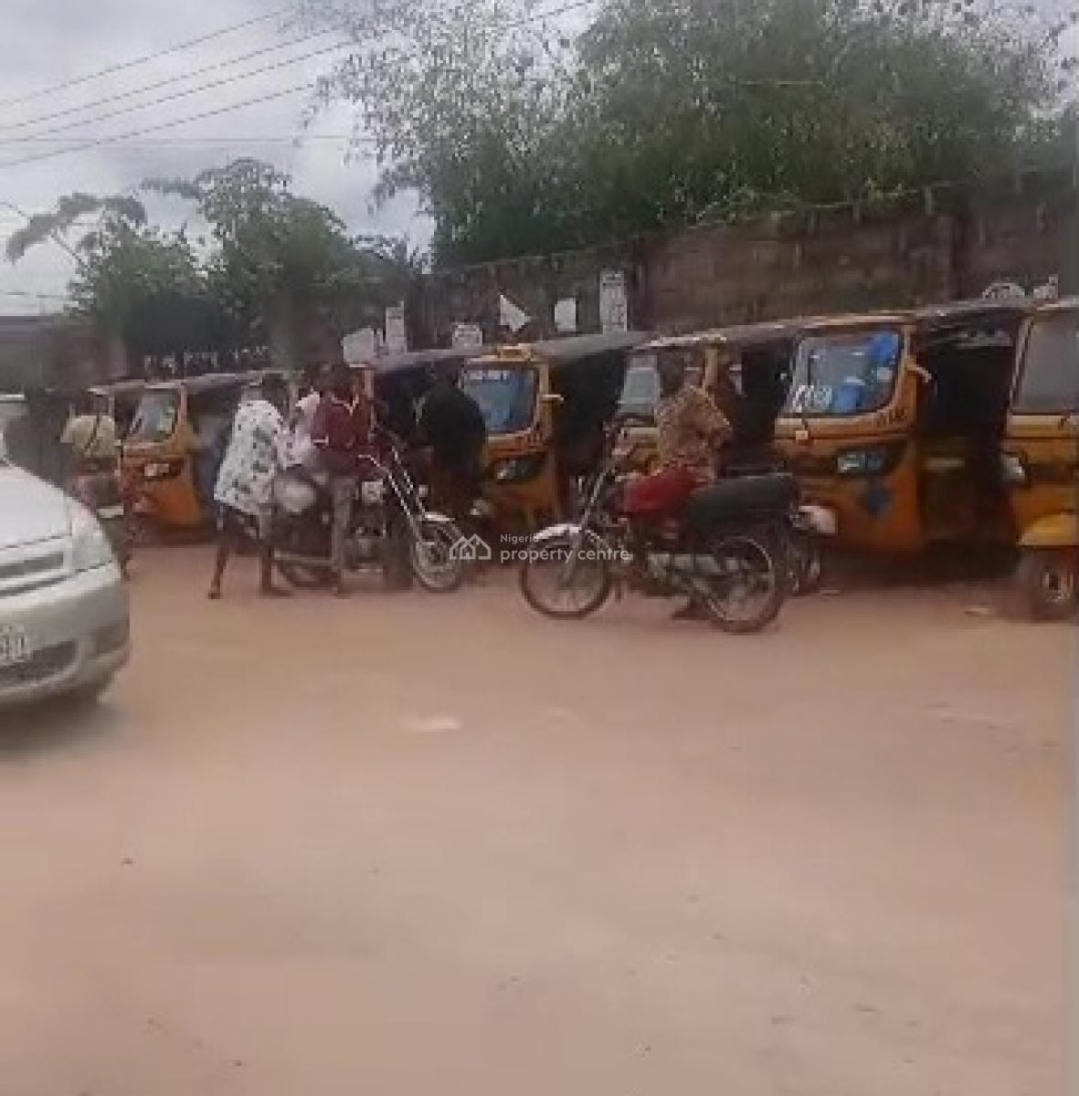 100ft By 100ft Commercial Land, Along Obazagbon Express Road, Off Airport Road, Benin, Oredo, Edo, Land for Sale