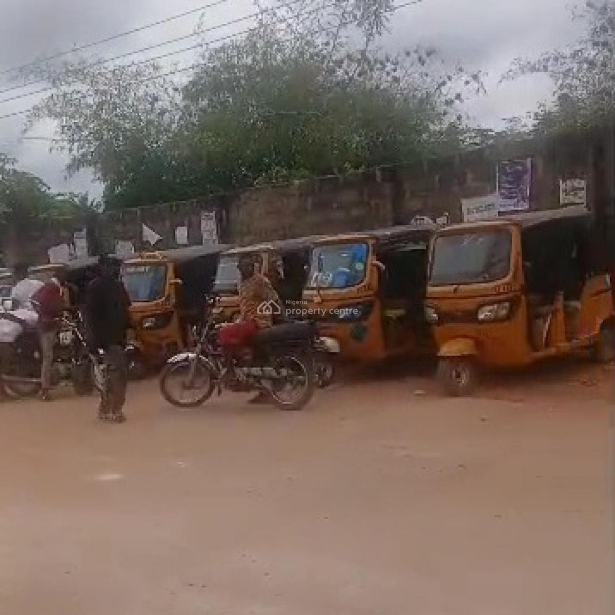 100ft By 100ft Commercial Land, Along Obazagbon Express Road, Off Airport Road, Benin, Oredo, Edo, Land for Sale