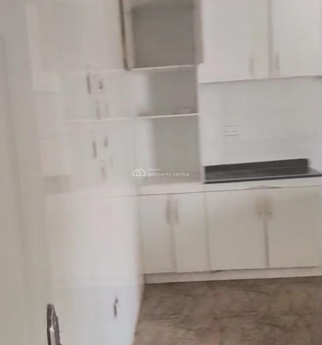 Standard 3bedroom Flat All Ensuite 22hrs Light, Giwa Amu Off Airport Road Gra, Benin, Oredo, Edo, House for Rent