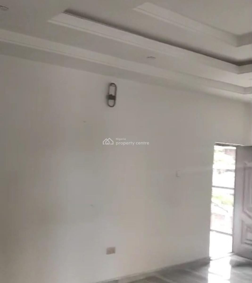 Standard 3bedroom Flat All Ensuite 22hrs Light, Giwa Amu Off Airport Road Gra, Benin, Oredo, Edo, House for Rent