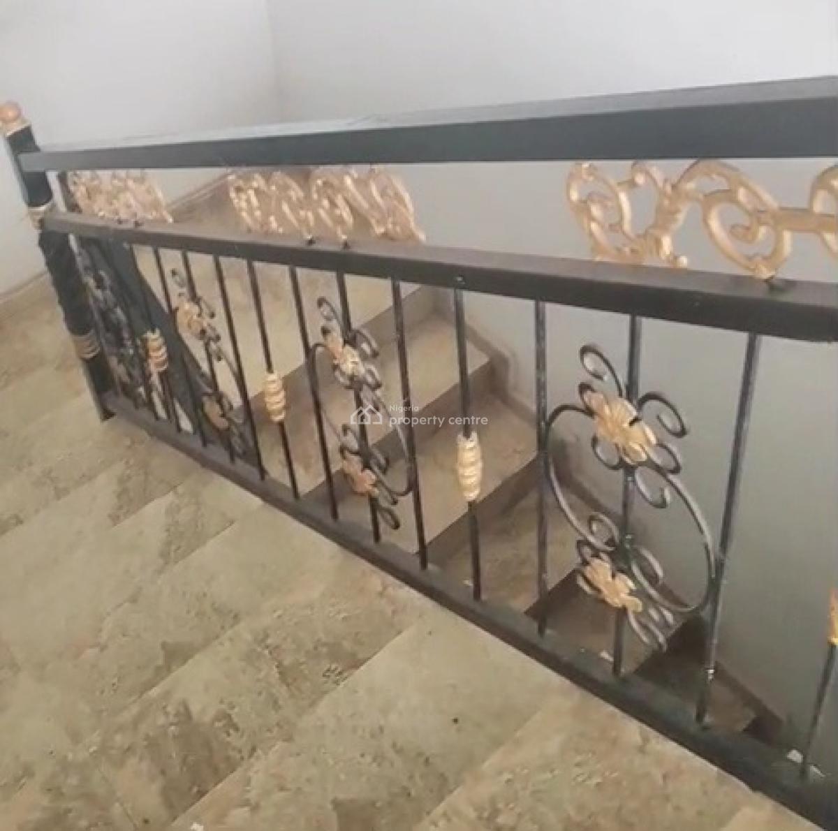 Standard 3bedroom Flat All Ensuite 22hrs Light, Giwa Amu Off Airport Road Gra, Benin, Oredo, Edo, House for Rent