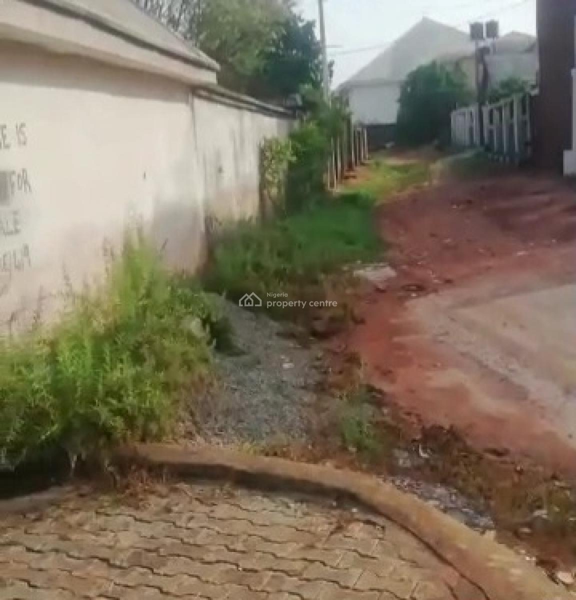 4bedrooms Bungalow with Bq 100ft By 100ft Land, Irhirhi Road ,off Airport Road, Gra, Benin, Oredo, Edo, Detached Bungalow for Sale