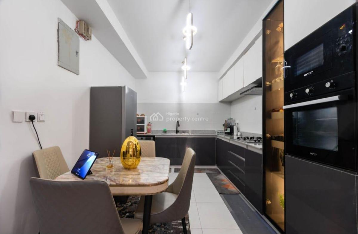 Luxury 2 Bedroom with Pool and Ps5, Admiralty Way, Lekki Phase 1, Lekki, Lagos, Flat / Apartment Short Let