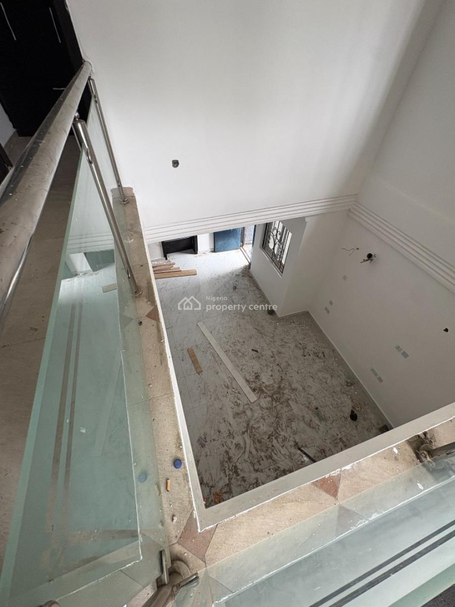 Spacious 3-bedroom Terrace Duplex, Off Freedom Way, Lekki Phase 1, Lekki, Lagos, Terraced Duplex for Rent