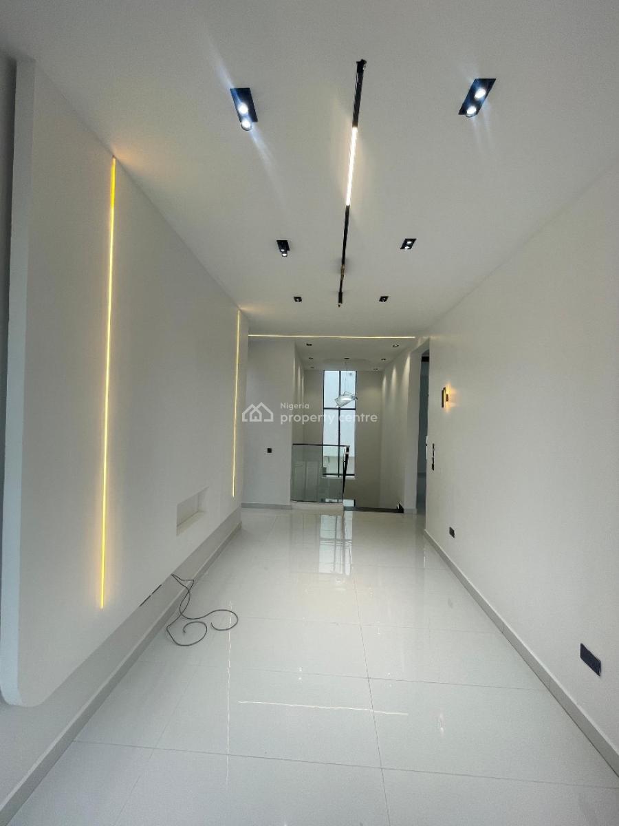 5 Bedroom Fully Detached Duplex with Bq, Chevron Drive, Lekki, Lagos, Detached Duplex for Sale