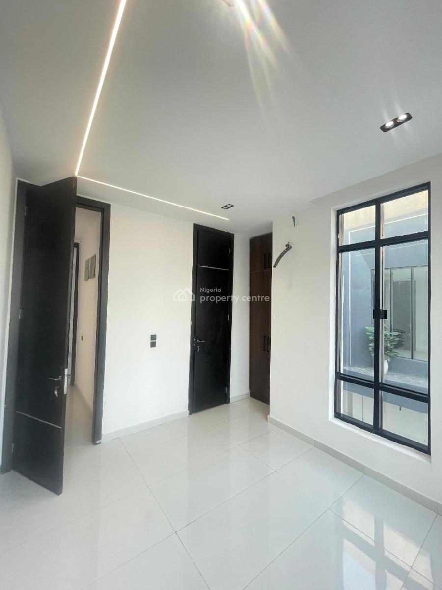 5 Bedroom Fully Detached Duplex with Bq, Chevron Drive, Lekki, Lagos, Detached Duplex for Sale