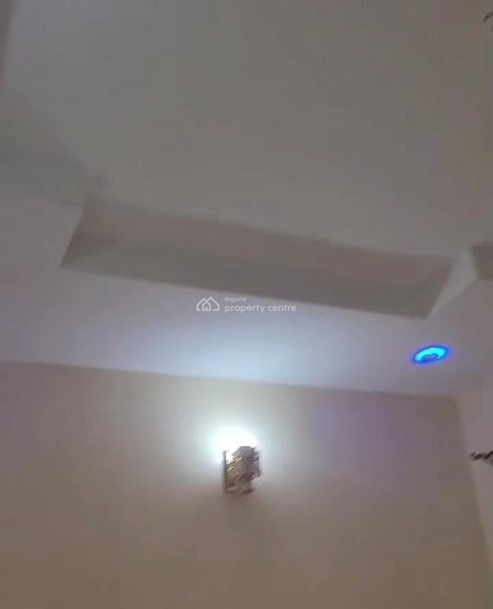 Luxury 2 Masters Bedrooms, Oni Street, Off Ihama Road, Off Airport Road Gra, Benin, Oredo, Edo, House for Rent