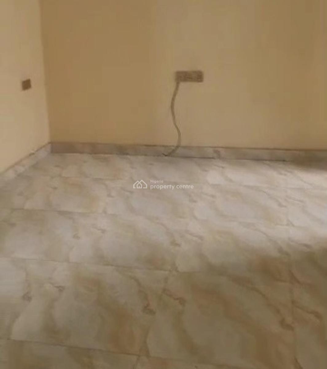 Luxury 2 Masters Bedrooms, Oni Street, Off Ihama Road, Off Airport Road Gra, Benin, Oredo, Edo, House for Rent