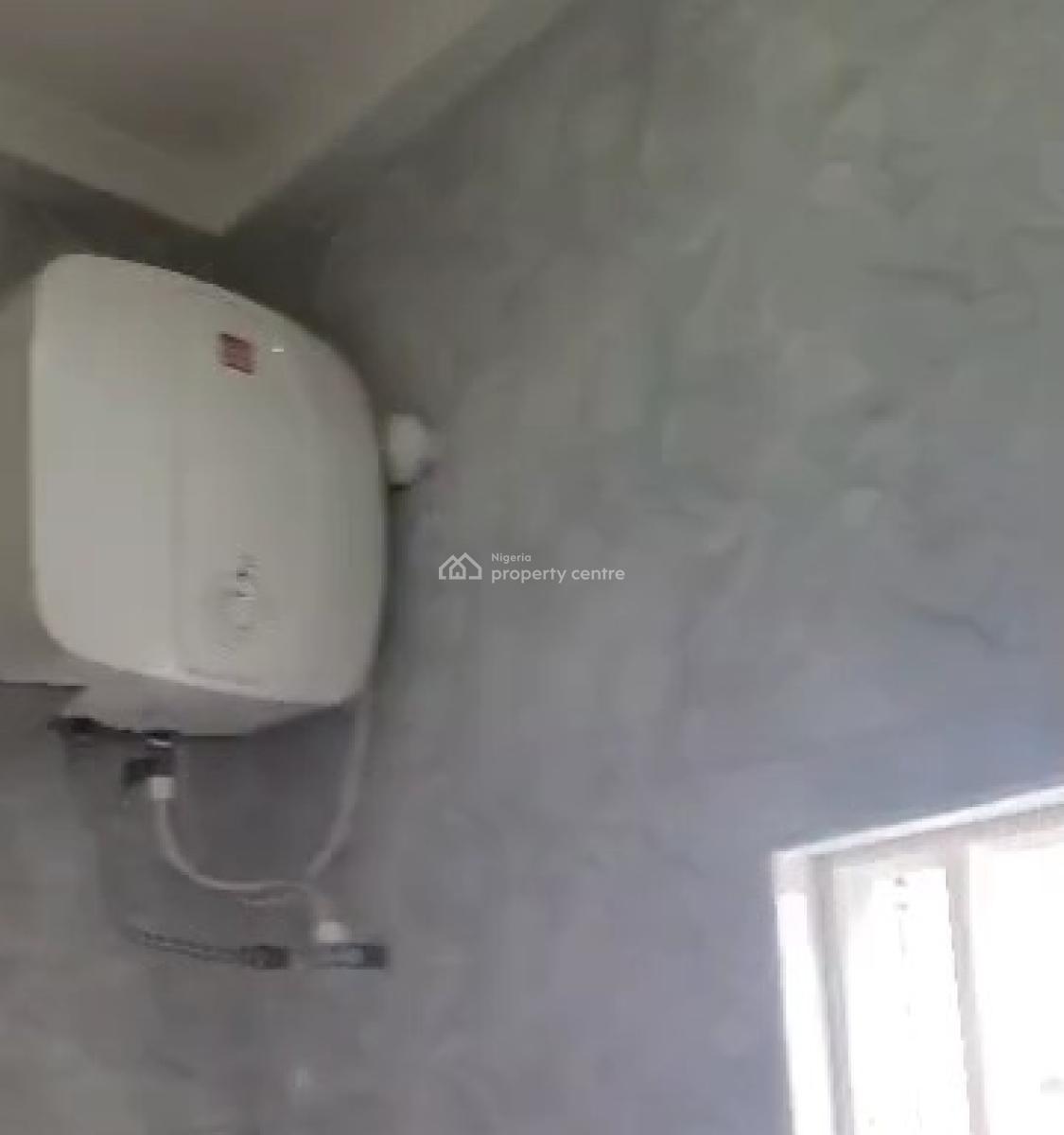 Luxury 2 Masters Bedrooms, Oni Street, Off Ihama Road, Off Airport Road Gra, Benin, Oredo, Edo, House for Rent