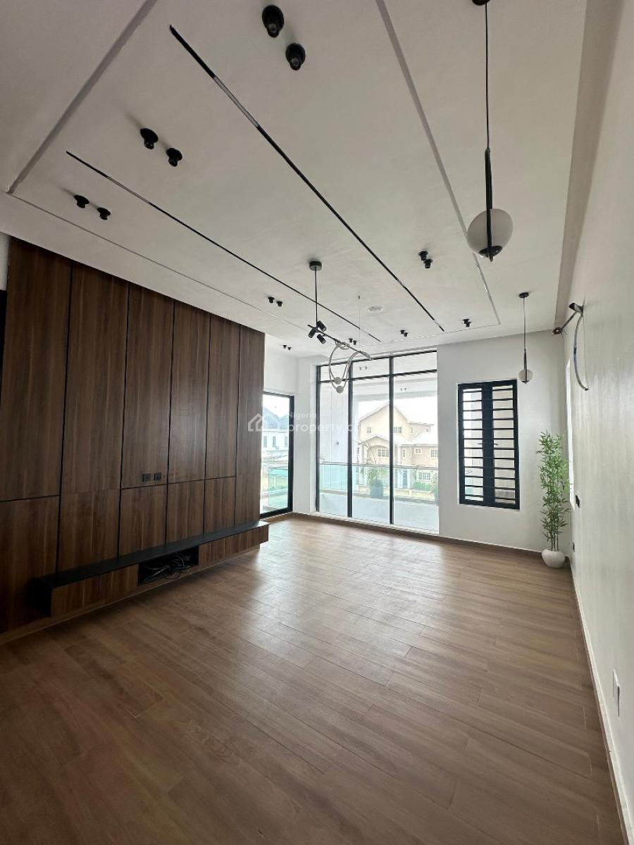 5 Bedroom Fully Detached Duplex with Bq, Ikota, Lekki, Lagos, Detached Duplex for Sale