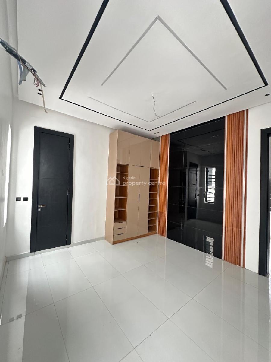 5 Bedroom Fully Detached Duplex with Bq, Ikota, Lekki, Lagos, Detached Duplex for Sale