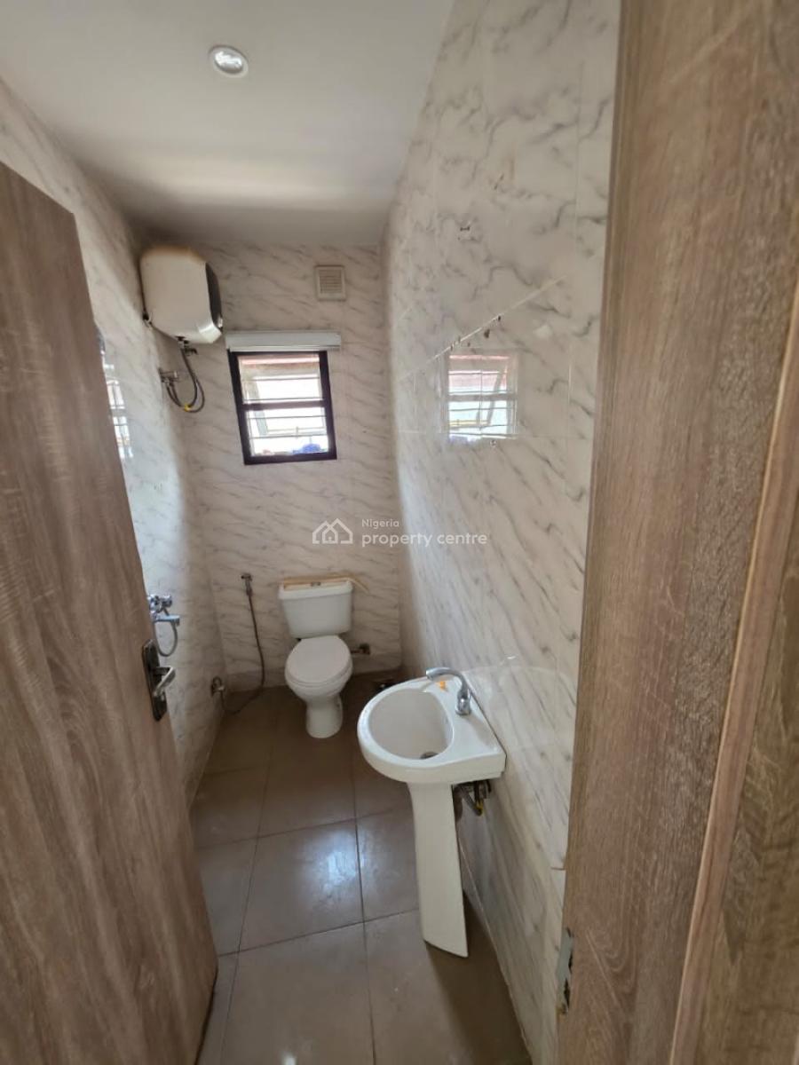 a Standard & Well Finished 1 Bedroom Apartment, Aso Drive, Maitama District, Abuja, Flat / Apartment for Rent