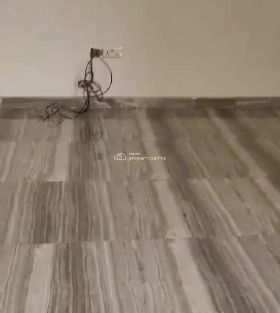 Standard 3 Bedroom Apartment with 21hrs Light, Giwa Amu, Off Airport Road, Gra, Benin, Oredo, Edo, House for Rent