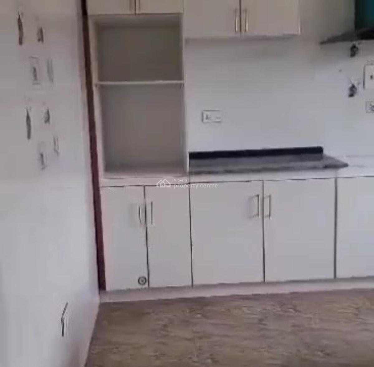 Standard 3 Bedroom Apartment with 21hrs Light, Giwa Amu, Off Airport Road, Gra, Benin, Oredo, Edo, House for Rent