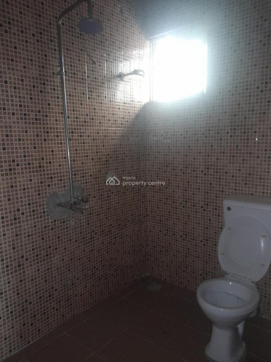 Spacious 3 Masters Bedroom Apartment Upstairs with 21hrs Light, 2nd Ugbor Road, Off Adesuwa Road, Gra, Benin, Oredo, Edo, House for Rent