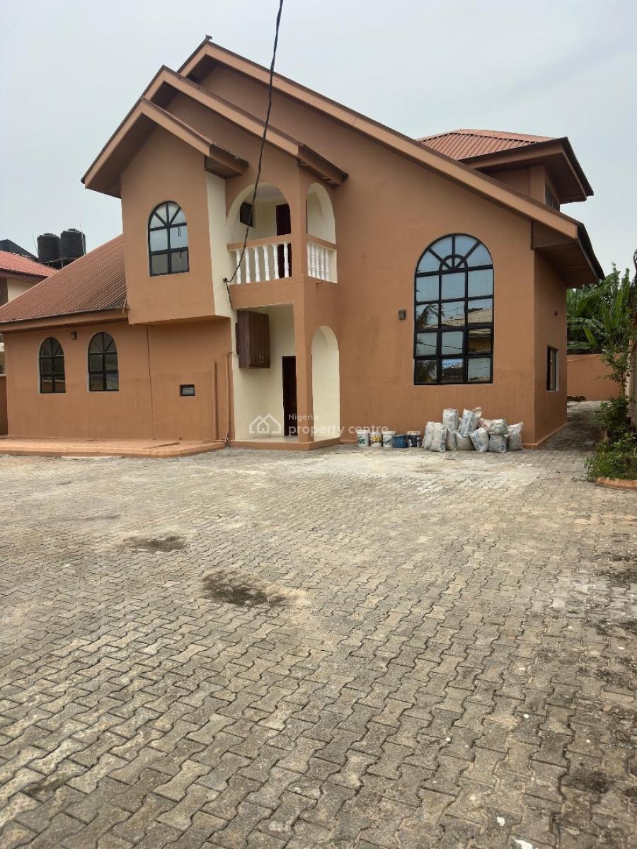 Newly Renovated 6 Bedroom Home with 1 Bedroom Bq, Ikota, Lekki, Lagos, House for Rent