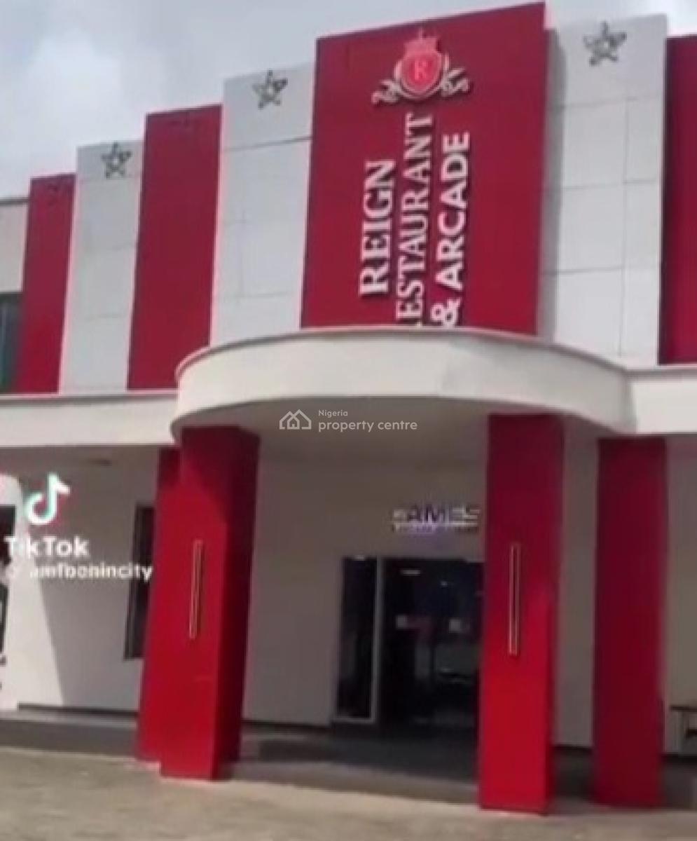 Modern Amenities Restaurant 100ft By 200ft Land Title; Cofo, Along Busy Ugbowo Express Road, Benin, Oredo, Edo, Plaza / Complex / Mall for Sale