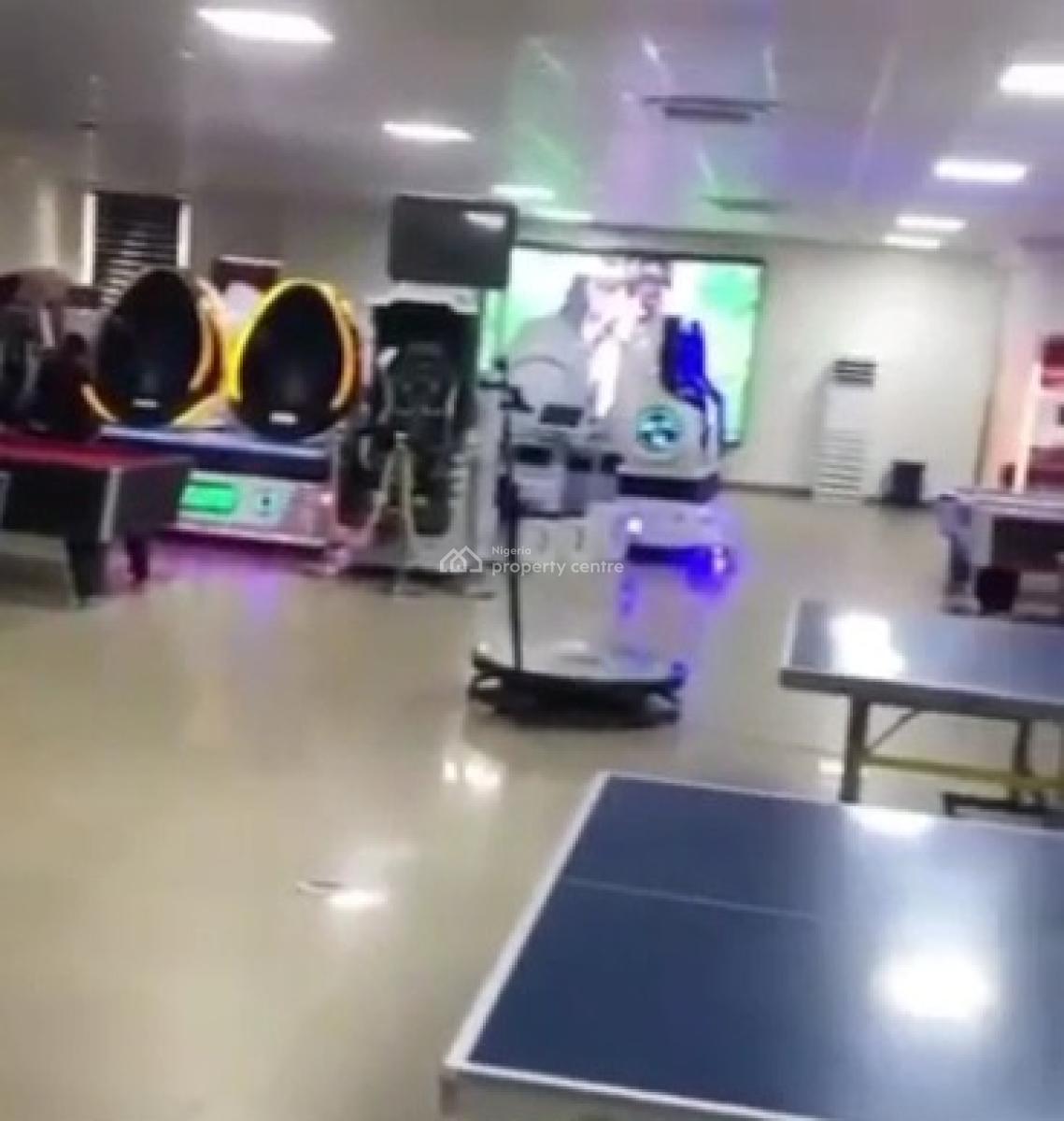 Modern Amenities Restaurant 100ft By 200ft Land Title; Cofo, Along Busy Ugbowo Express Road, Benin, Oredo, Edo, Plaza / Complex / Mall for Sale