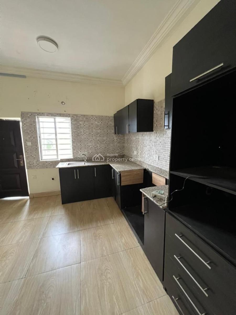 2 Bedroom Apartment with Bq, Ajah, Lagos, Flat / Apartment for Rent