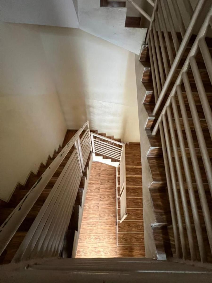 2 Bedroom Apartment with Bq, Ajah, Lagos, Flat / Apartment for Rent