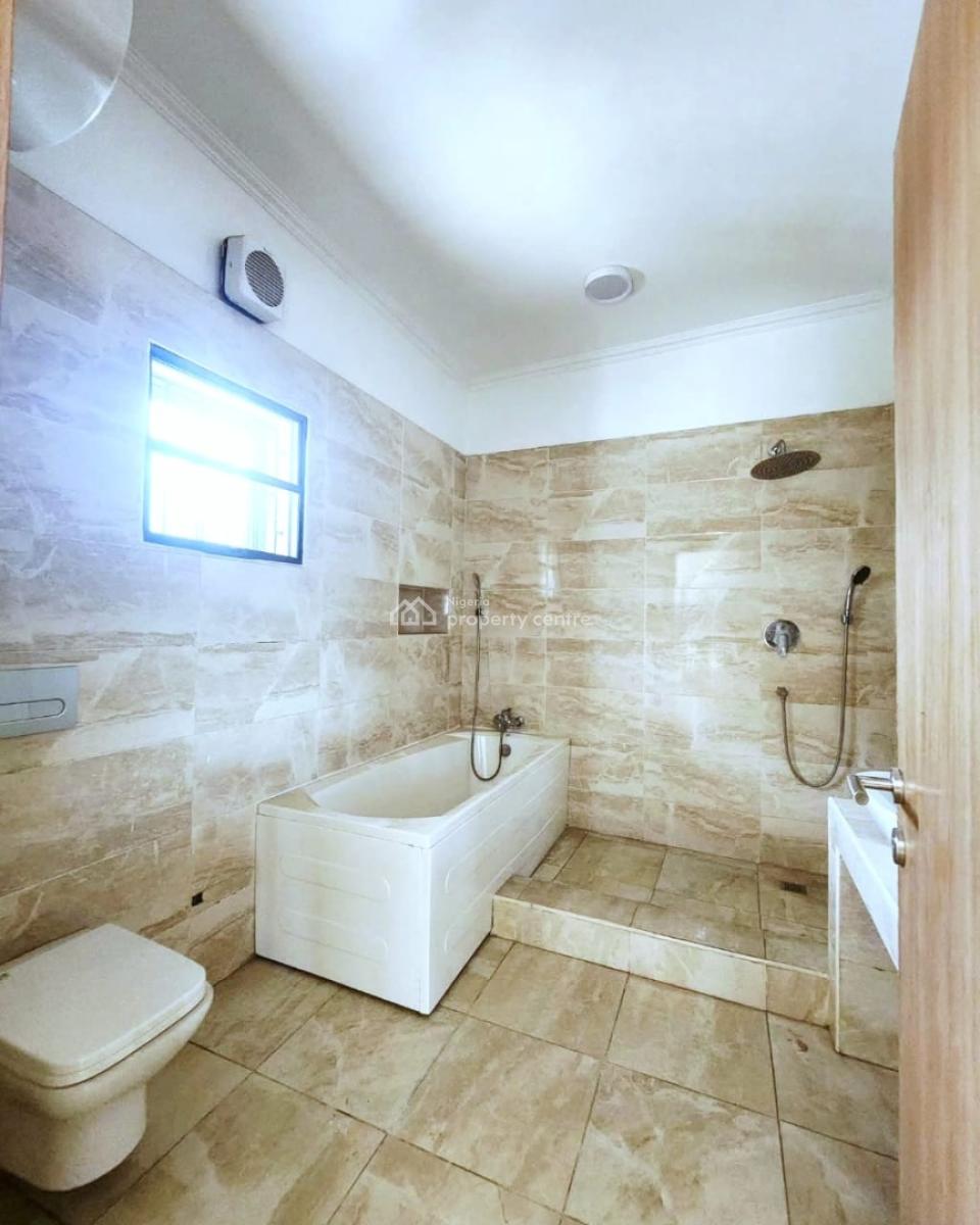 Spacious 4-bedroom  Administrative Office Space, Lekki Phase 1, Lekki, Lagos, Office Space for Rent