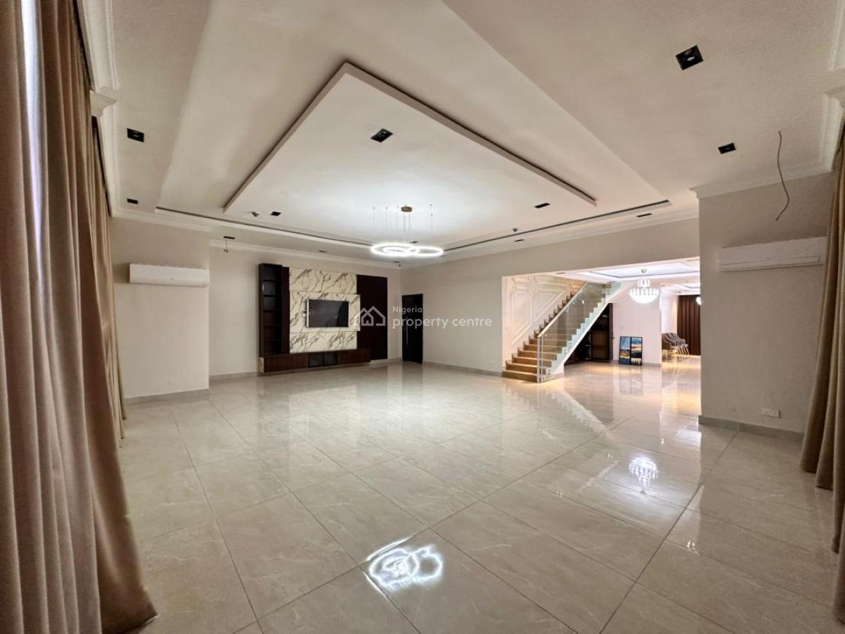 4 Bedroom Penthouse with a Bq, Periwinkle Estate, Lekki, Lagos, Flat / Apartment for Rent